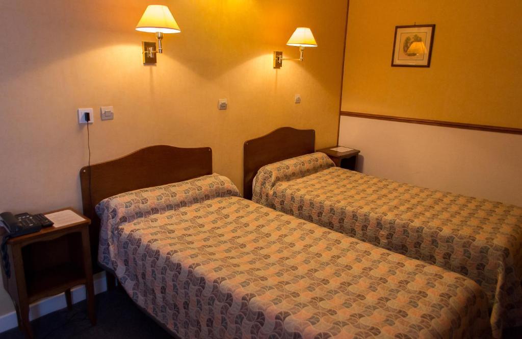 Hotel De Flandre Compiegne Room photo